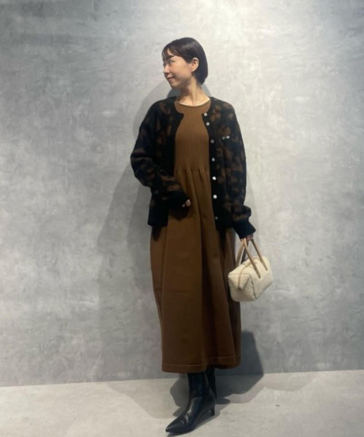 フォルム スカート ニット ワンピース