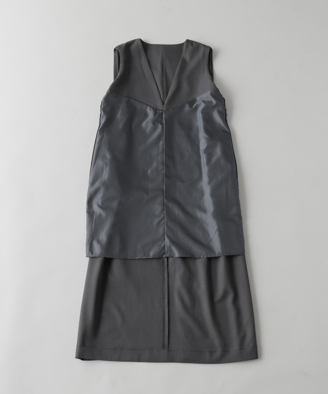 ショルダータックVネックワンピース 6735219323