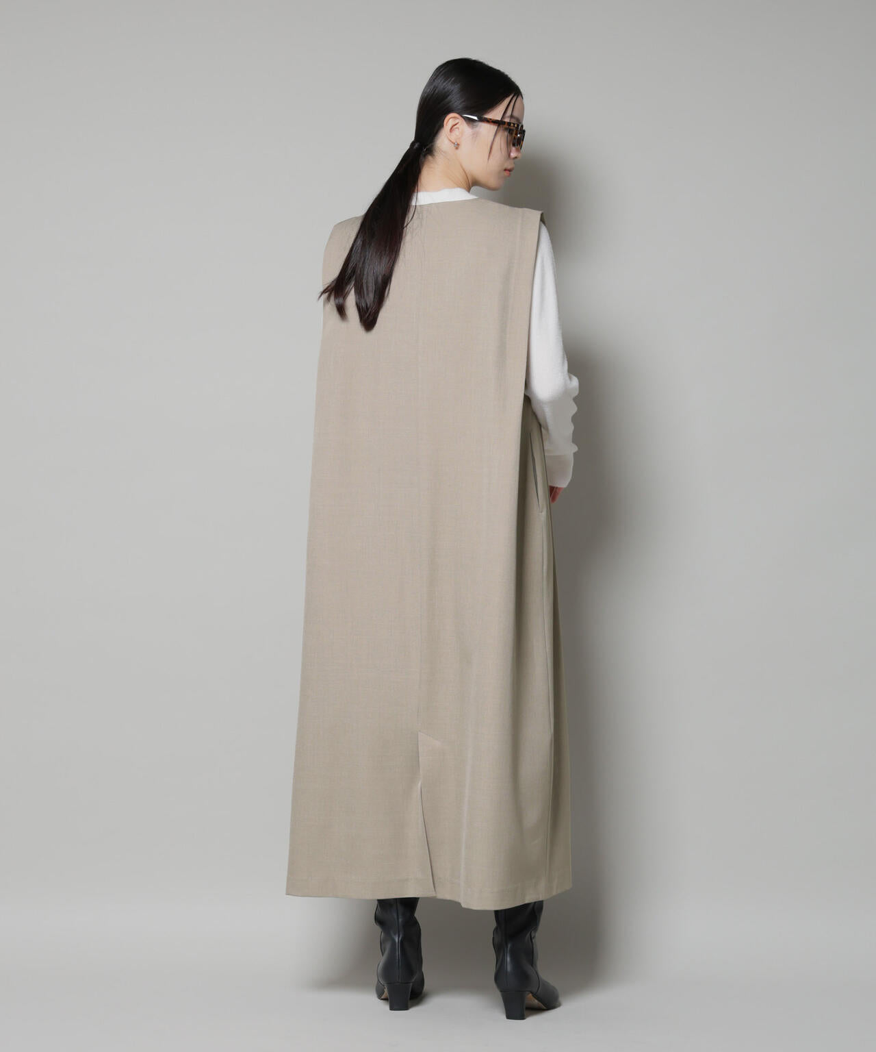 ショルダータックVネックワンピース 6735219323