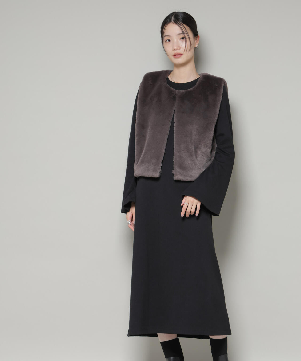 ジュン&ロペ ブラックファーベスト ワンピース ファーベスト × ワンピース アンサンブル セット
