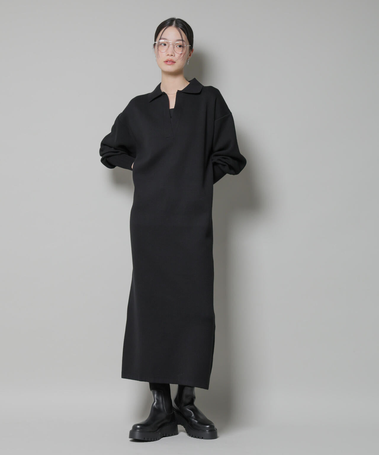 スウェットライク 衿付き スキッパー ニット ワンピース