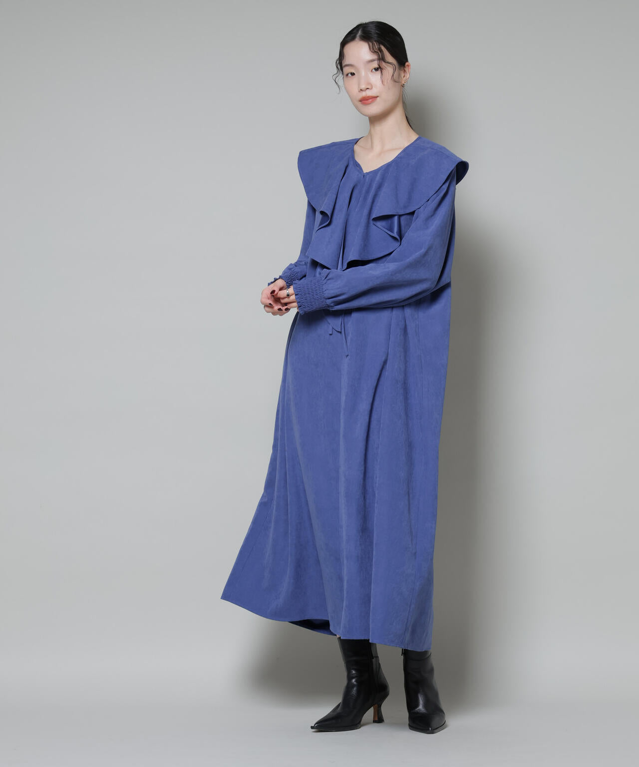 取り外し可能 ラッフルカラー 付き ピーチ フレアワンピース