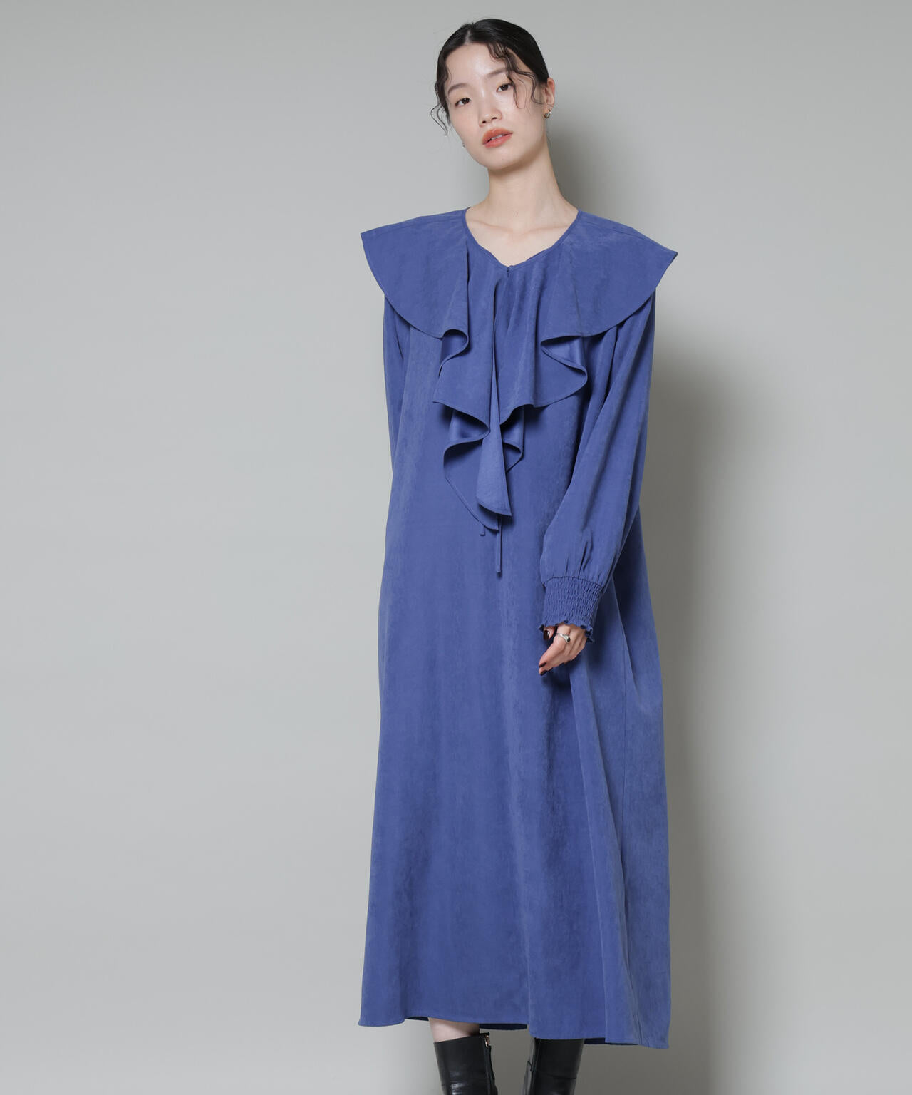 取り外し可能 ラッフルカラー 付き ピーチ フレアワンピース