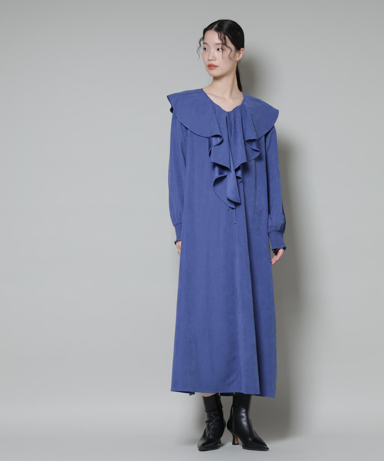 オーストラリアインポート 濃紺ラッフルフリル美形フレアワンピース Vネックフレアワンピース|ブールジュ | レリアン公式オンラインストア