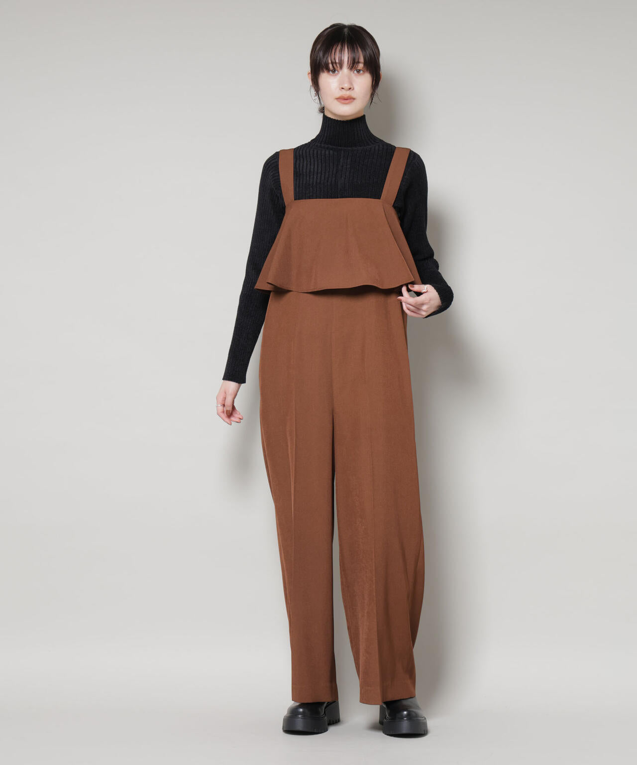 フロントフリルサロペットパンツ 6735219330