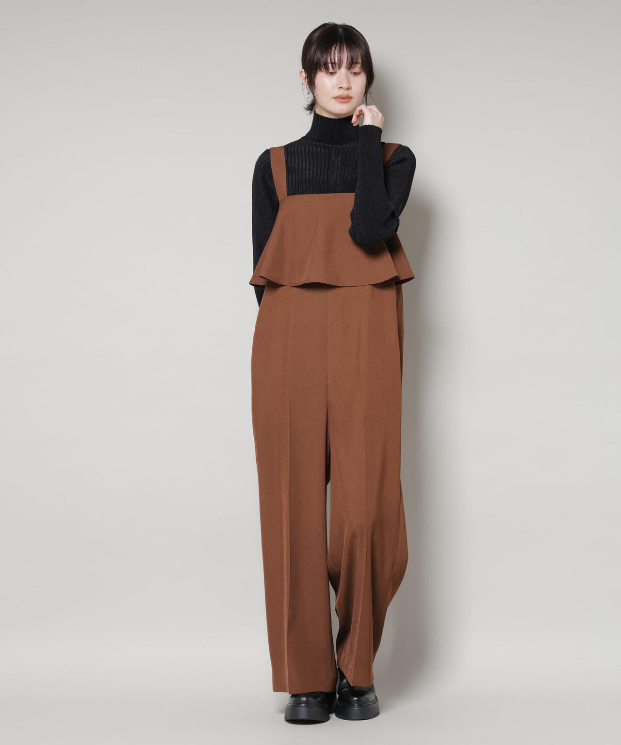 フロントフリルサロペットパンツ 6735219330