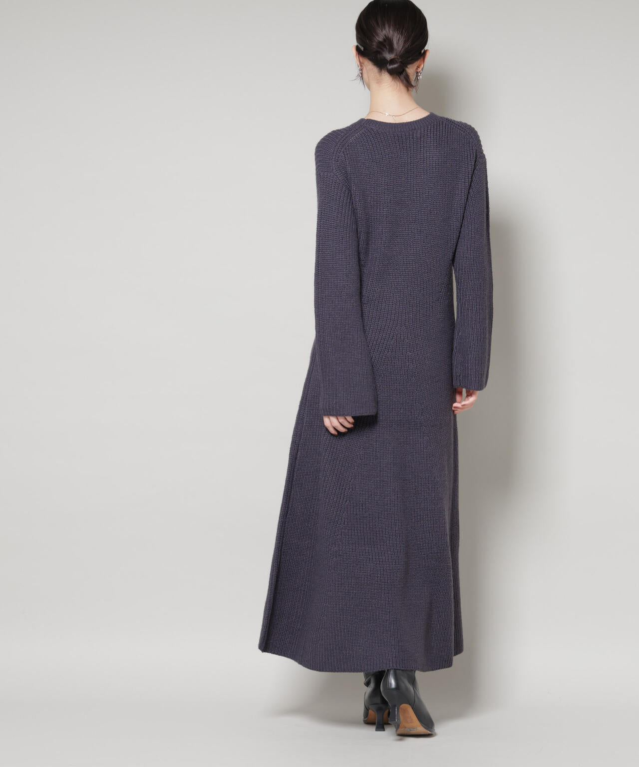 片畦フレアニットワンピース 6735219332