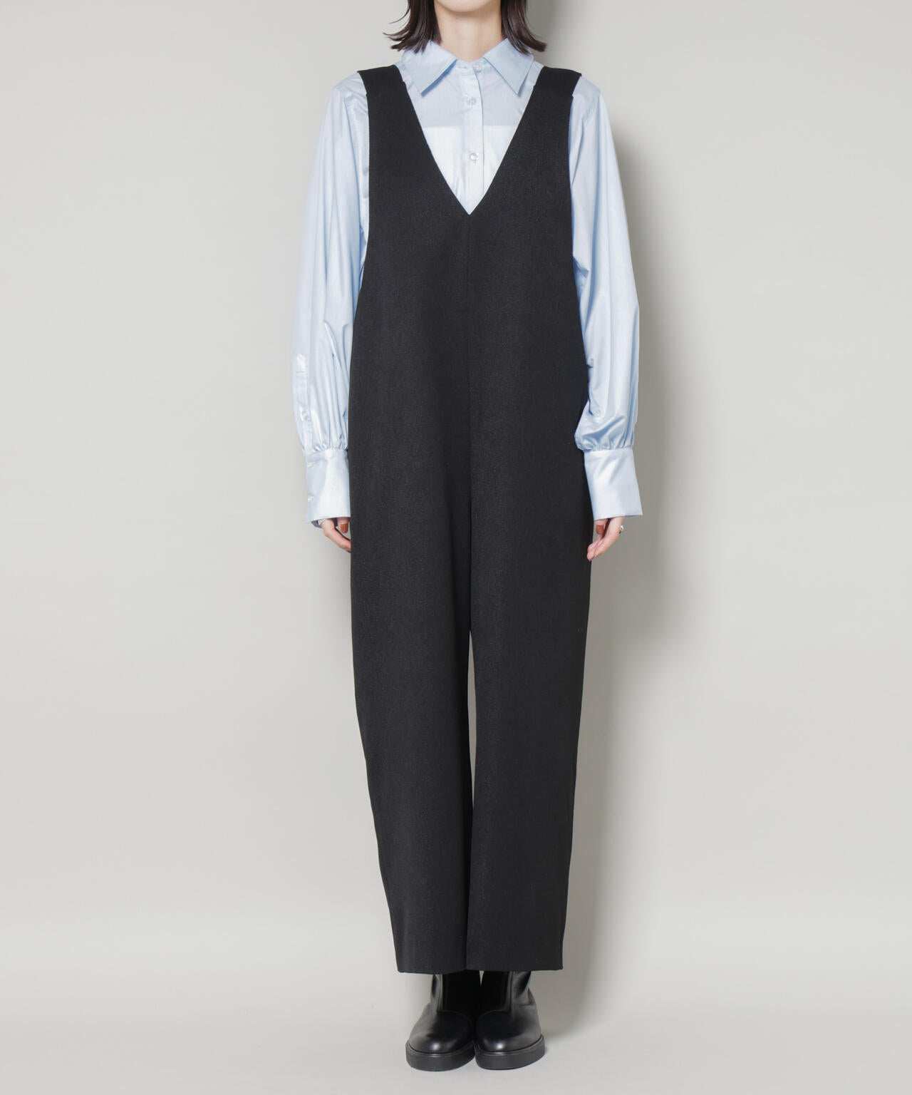 Vネックオールインワン 6735219333