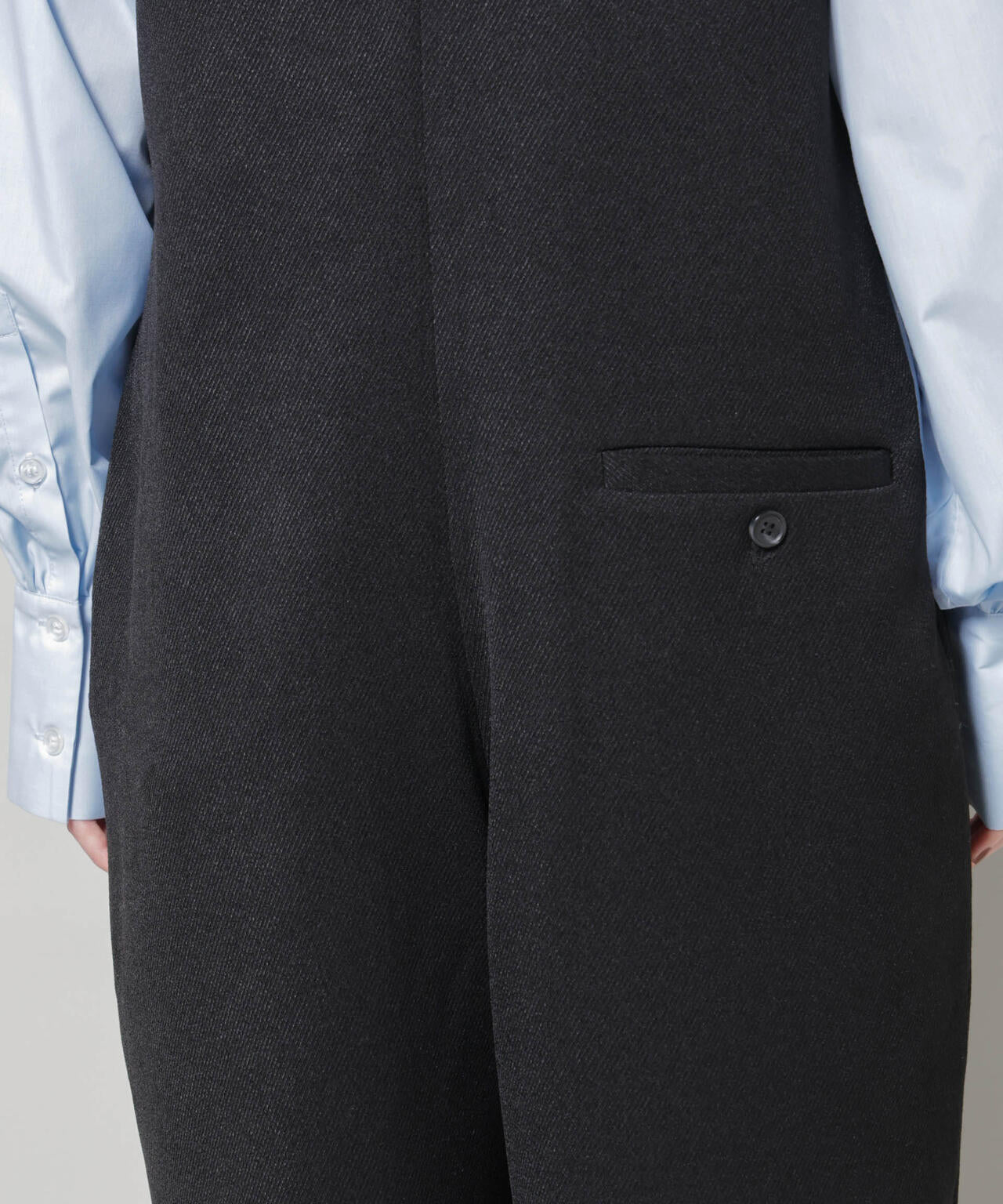 Vネックオールインワン 6735219333