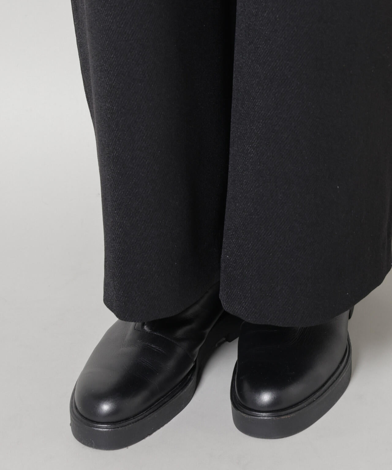 Vネックオールインワン 6735219333