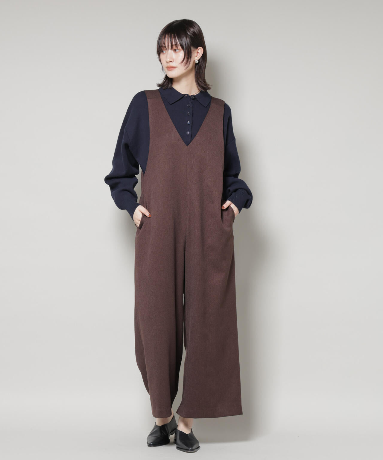 Vネック オールインワン