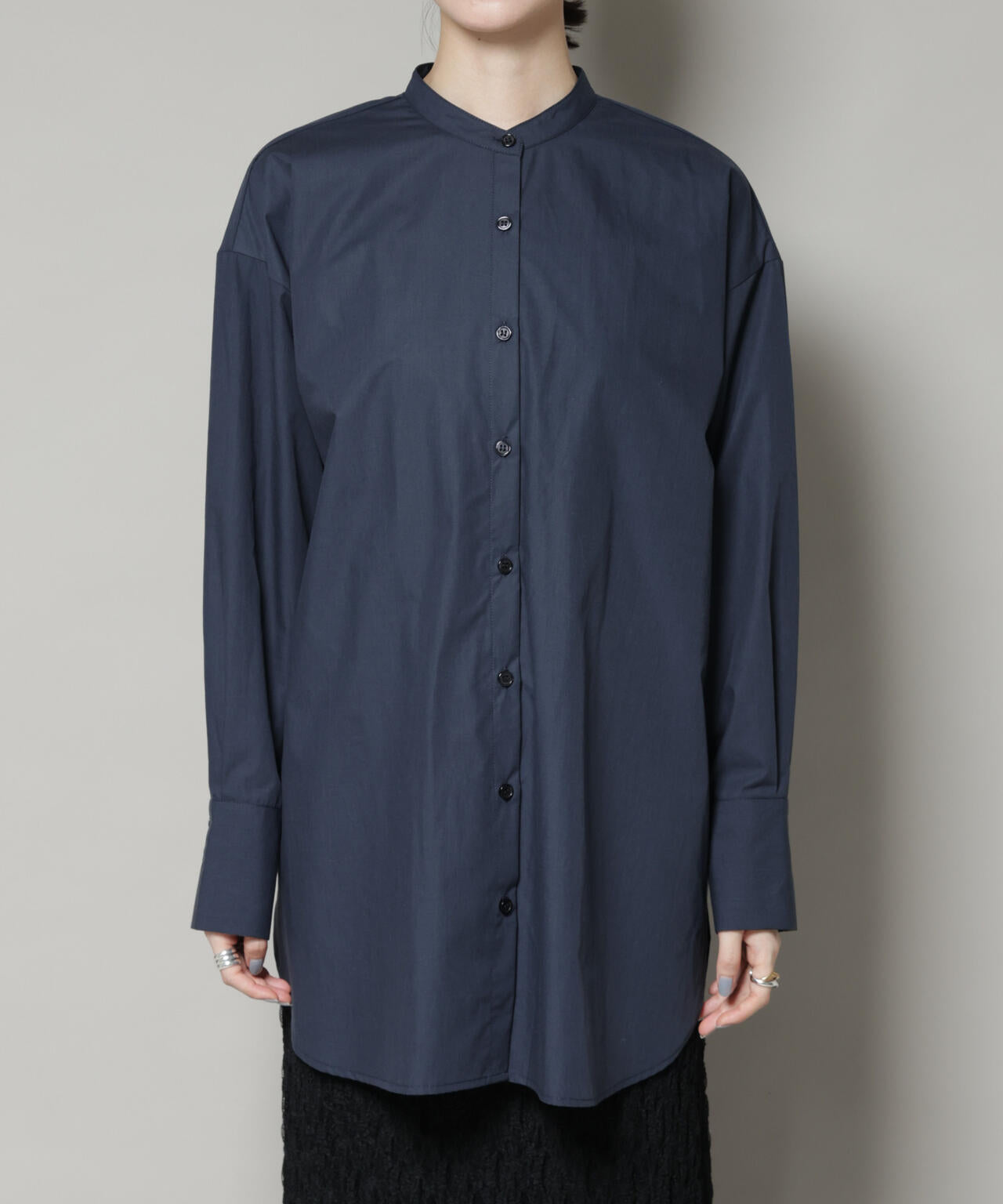 スタンドカラー シャツ