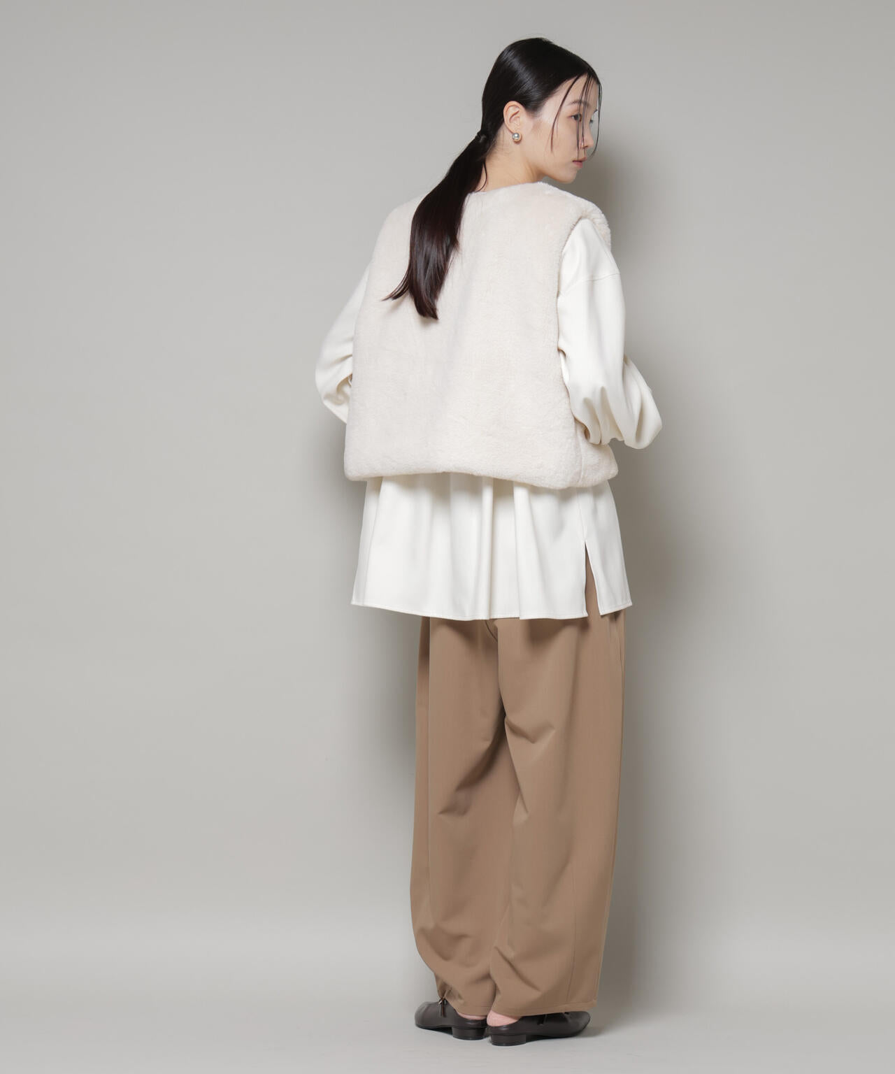 レースアップ ギャザー プルオーバー ブラウス