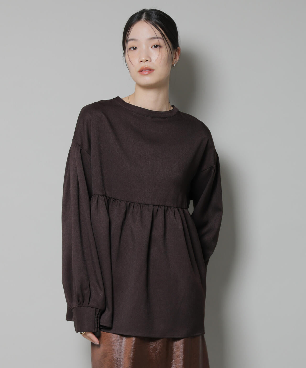 ウール ライクポリエステル 前後2way 切り替え ペプラム ブラウス