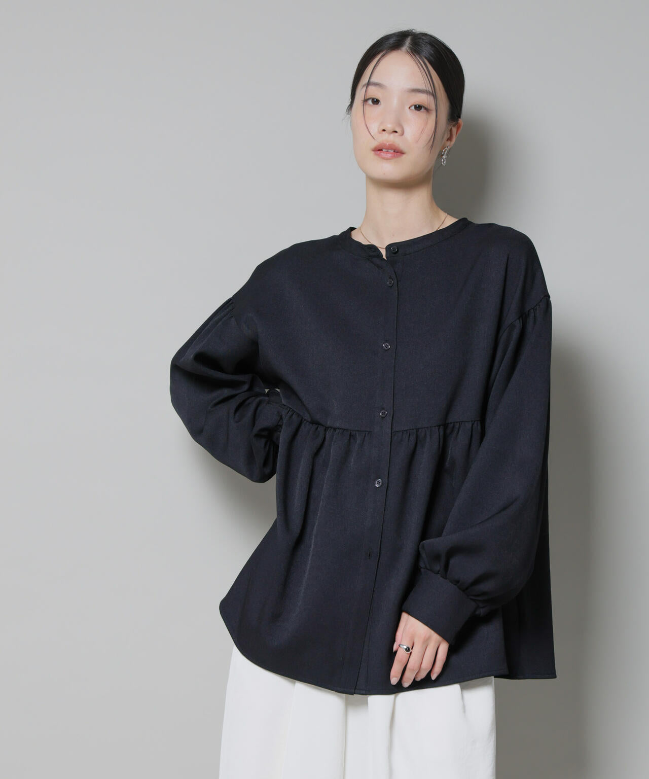 ウール ライクポリエステル 前後2way 切り替え ペプラム ブラウス