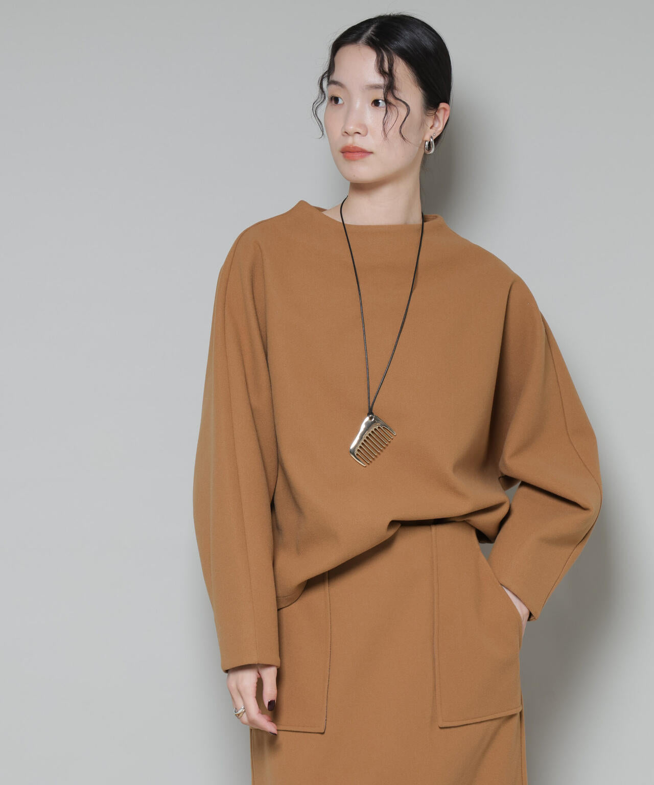 ソフトメルトンジャージータックスリーブモックネックトップス(セットアップ可) 6735220315