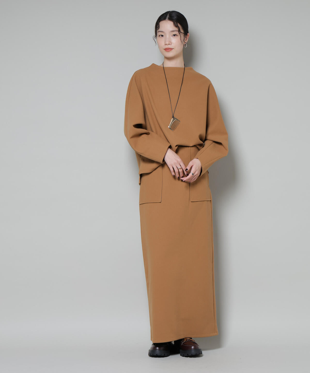 ソフトメルトン ジャージータック スリーブ モックネック トップス