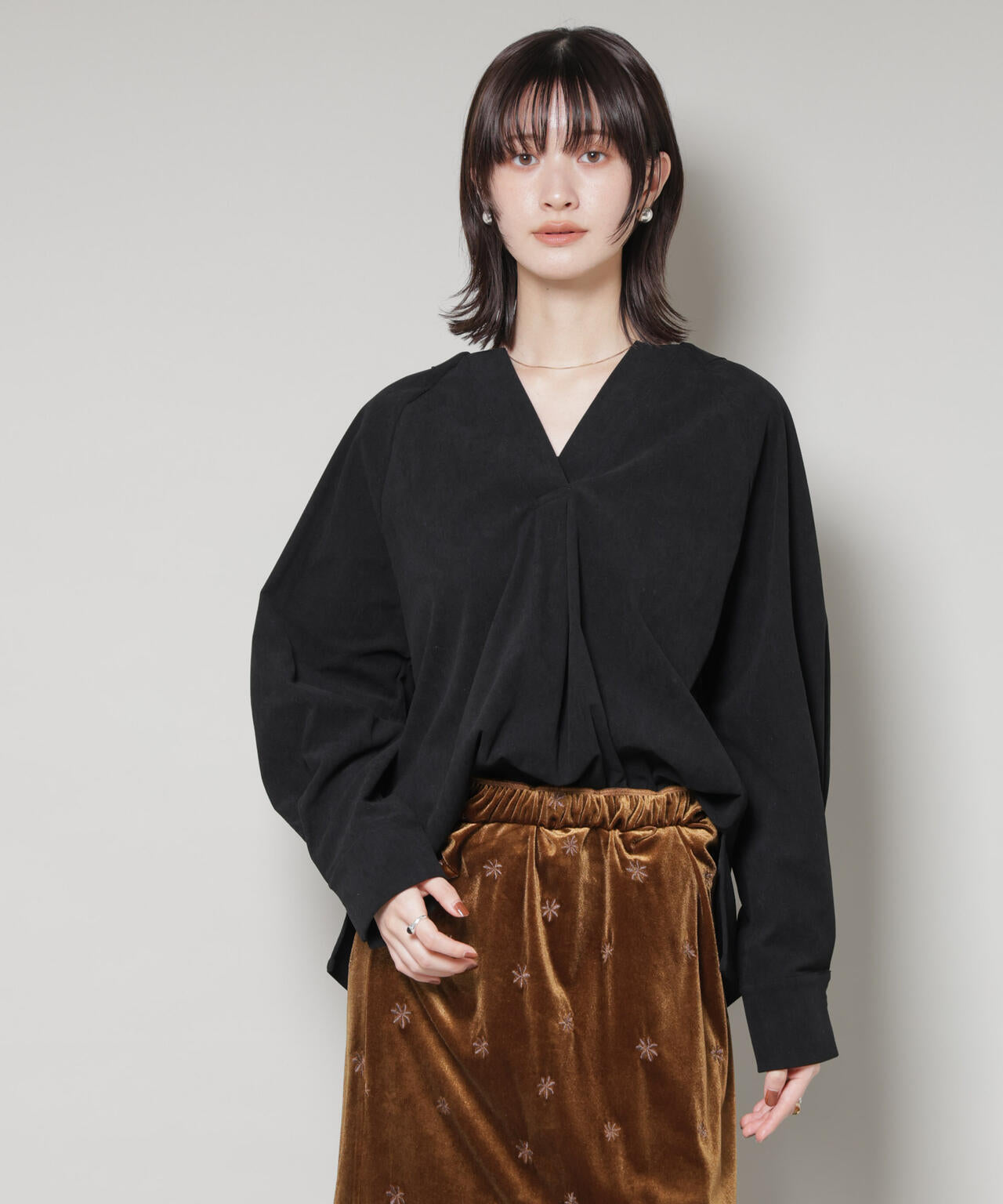 ストレッチ起毛スキッパープルオーバーブラウス(セットアップ可) 6735220319