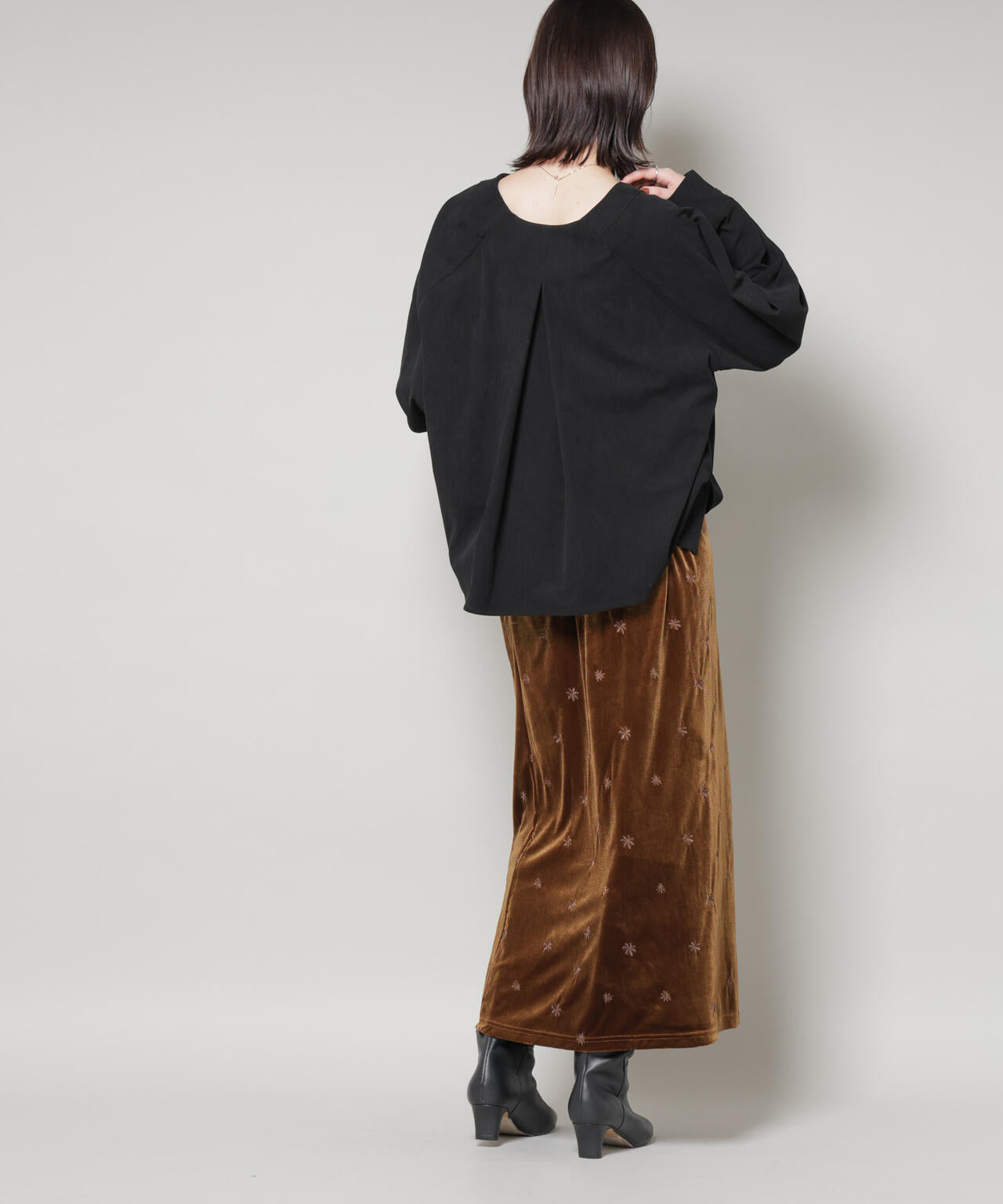 ストレッチ起毛スキッパープルオーバーブラウス(セットアップ可) 6735220319