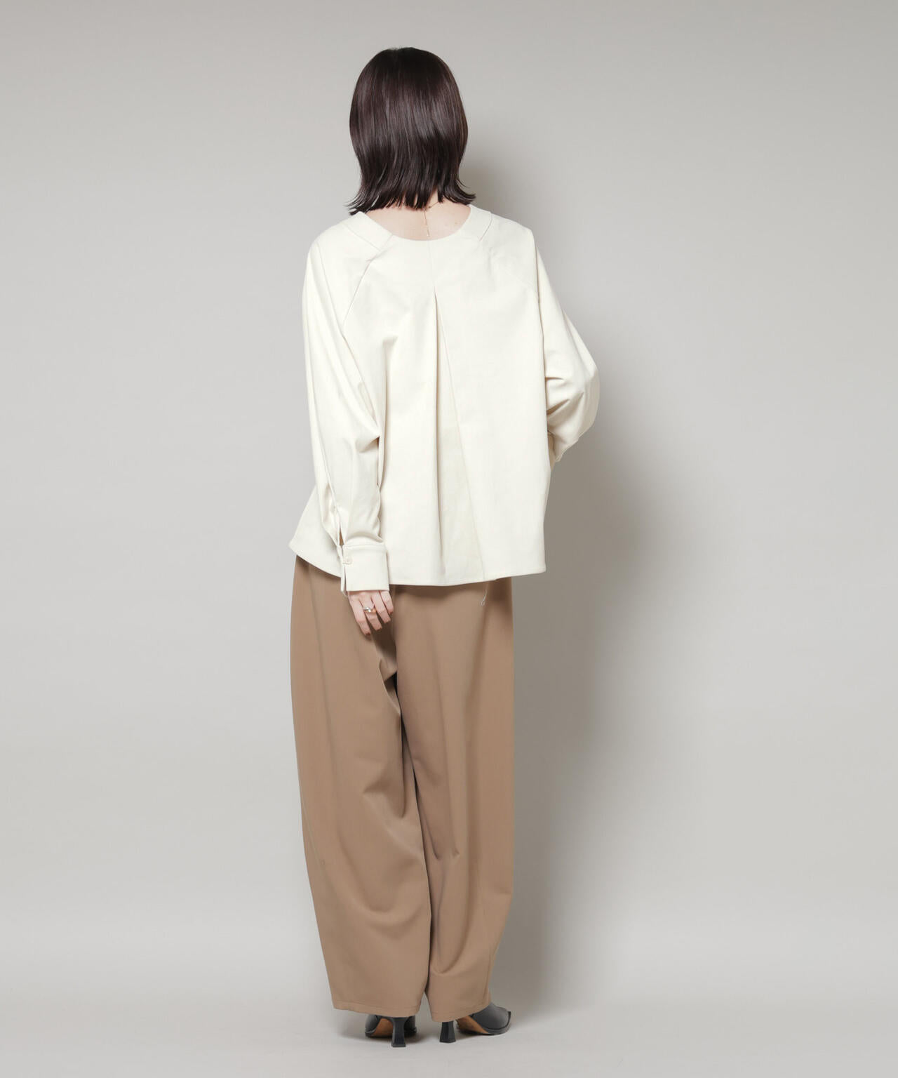 ストレッチ起毛スキッパープルオーバーブラウス(セットアップ可) 6735220319