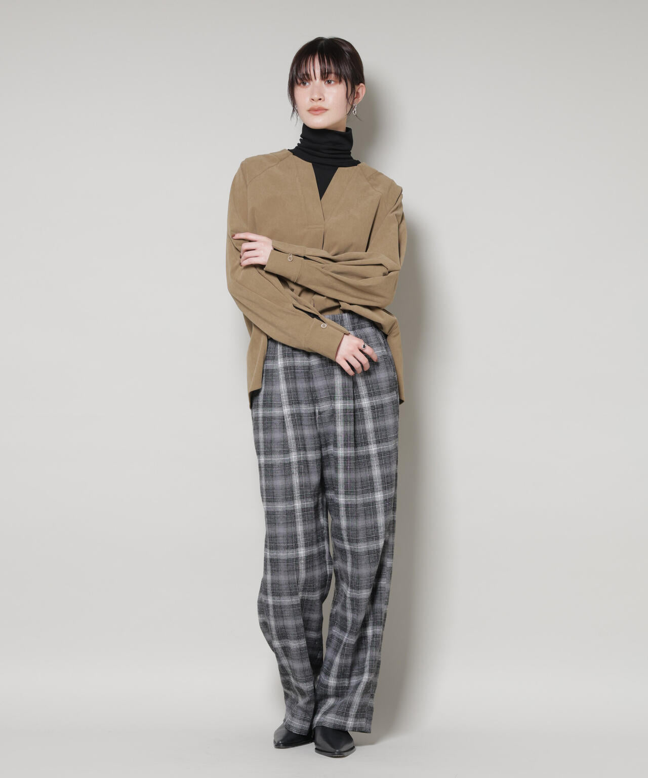 ストレッチ起毛スキッパープルオーバーブラウス(セットアップ可) 6735220319