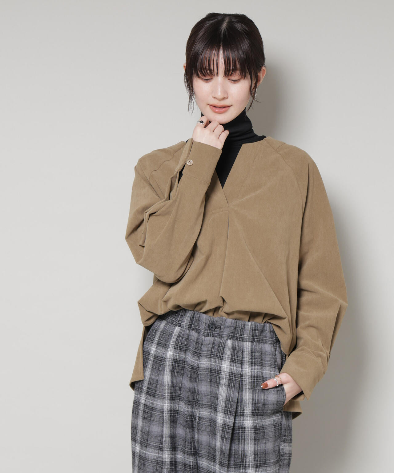 ストレッチ起毛スキッパープルオーバーブラウス(セットアップ可) 6735220319