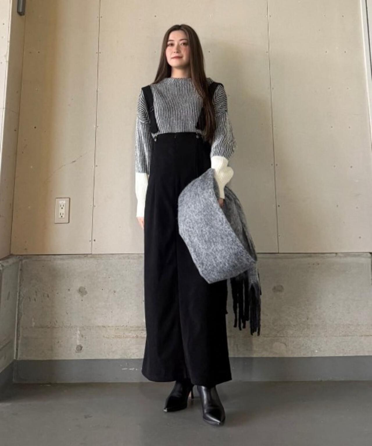 シャドーストライプニットプルオーバー 6735222303