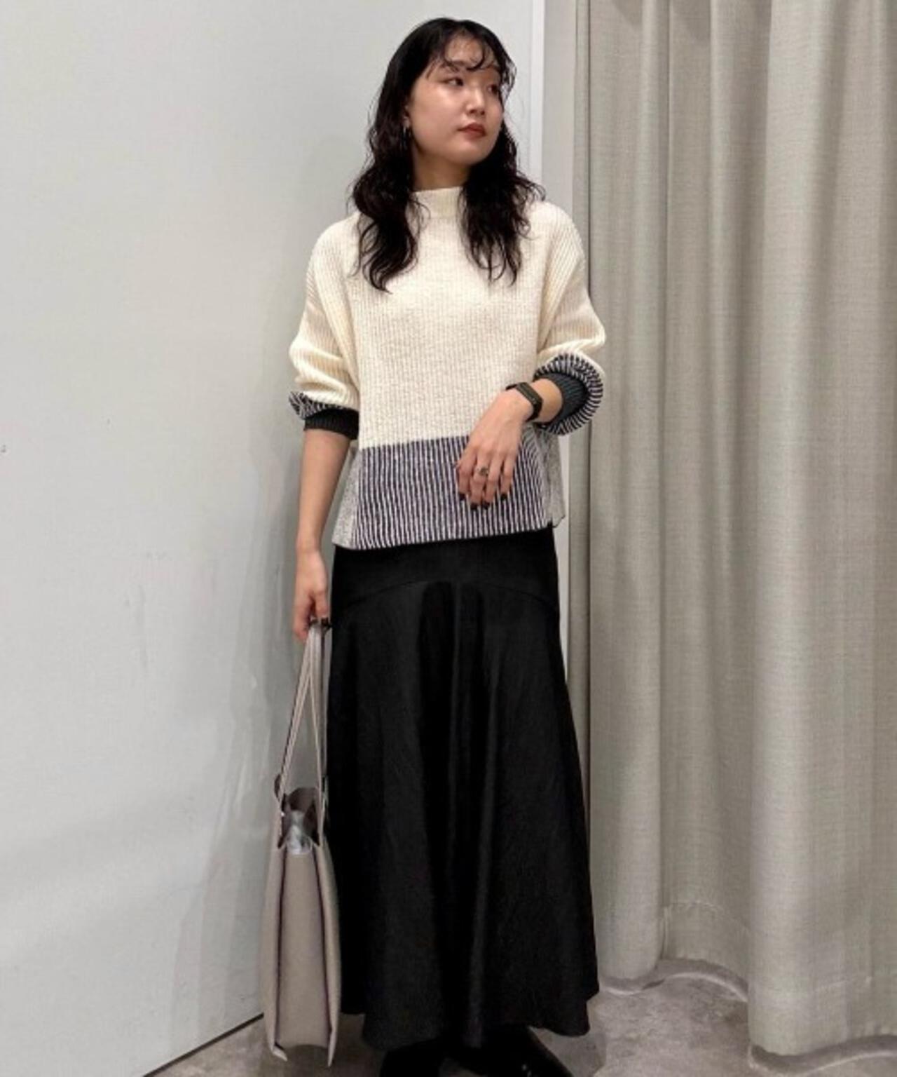 シャドー ストライプ ニット プルオーバー