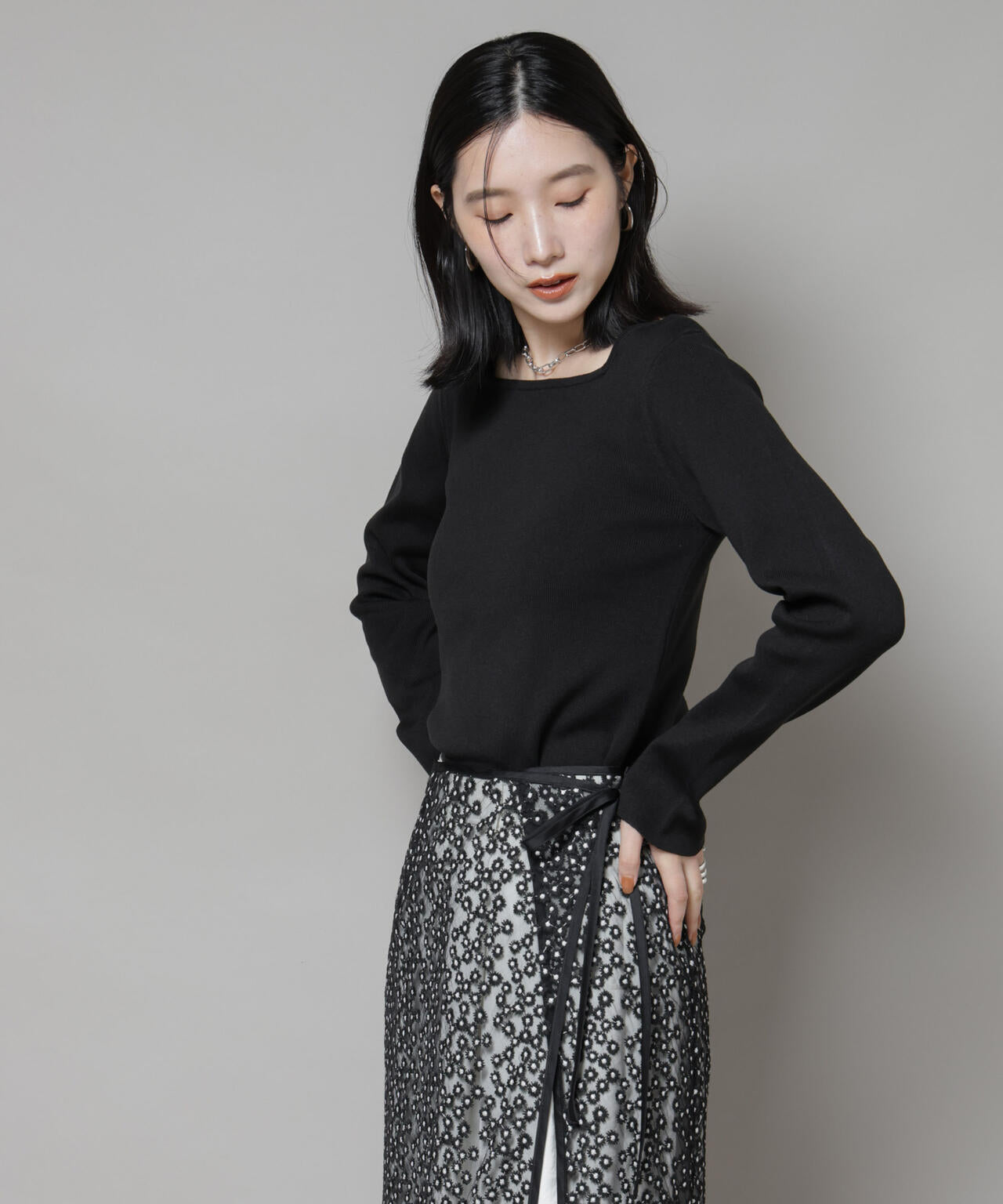 スクエア & ボートネック 前後 2way ニット プルオーバー