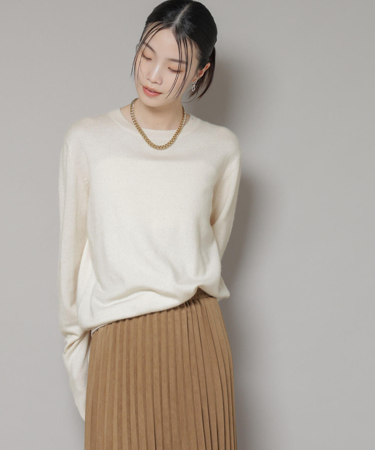 クルーネック カシミヤ混 ニット プルオーバー