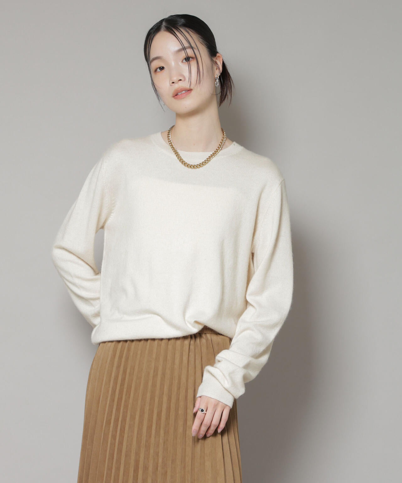 クルーネック カシミヤ混 ニット プルオーバー