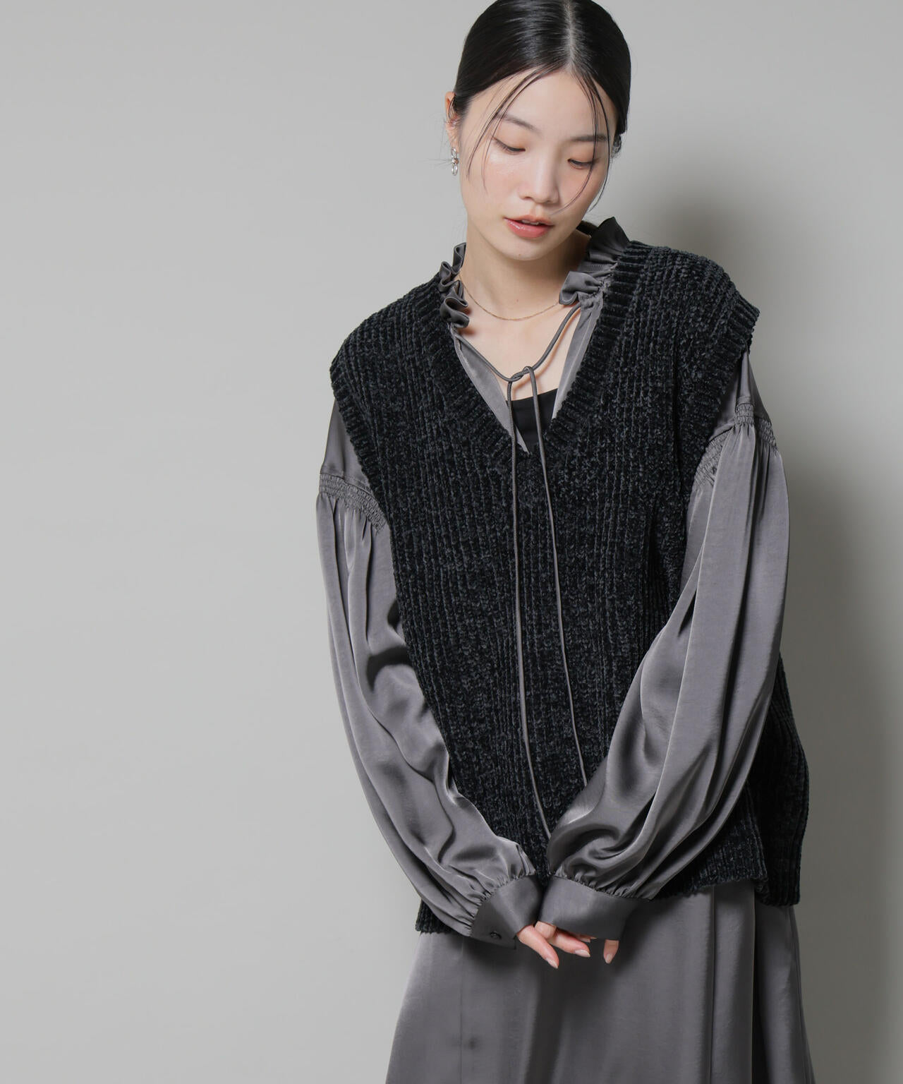 ベロアモール Vネック ニット ベスト