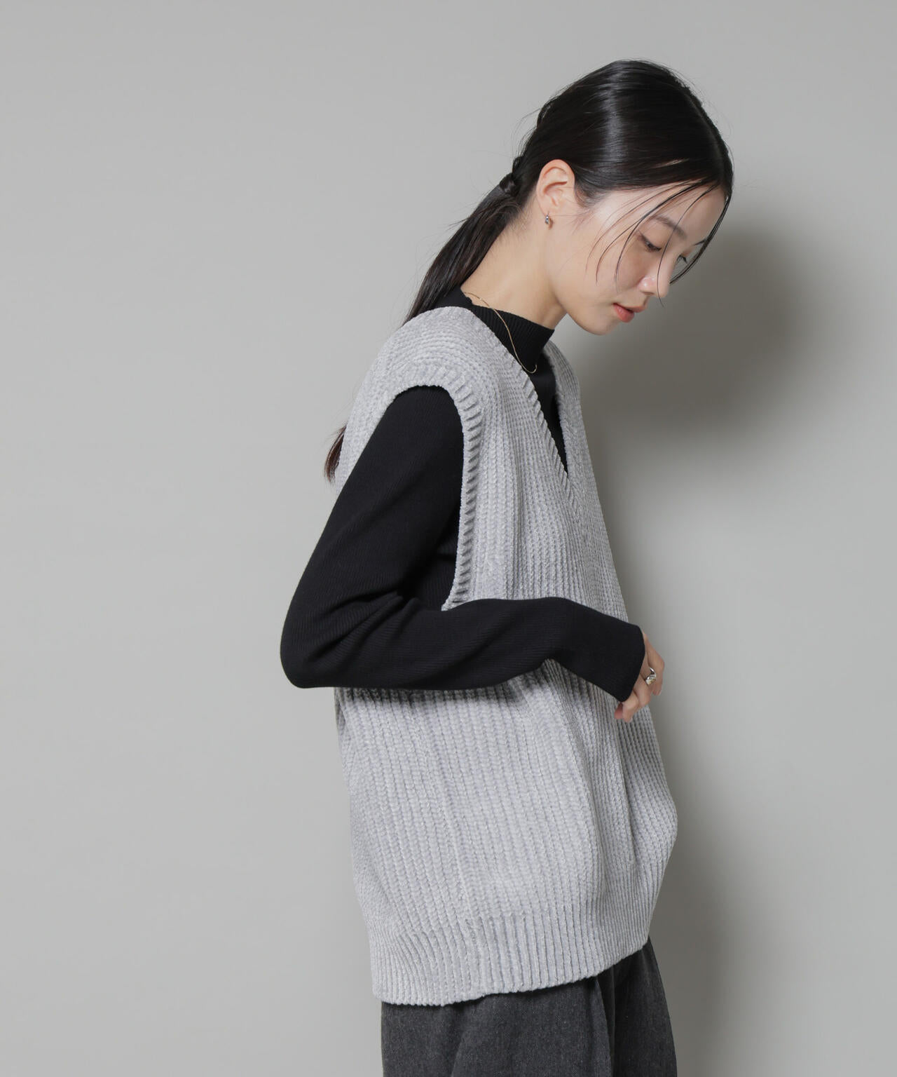 ベロアモール Vネック ニット ベスト