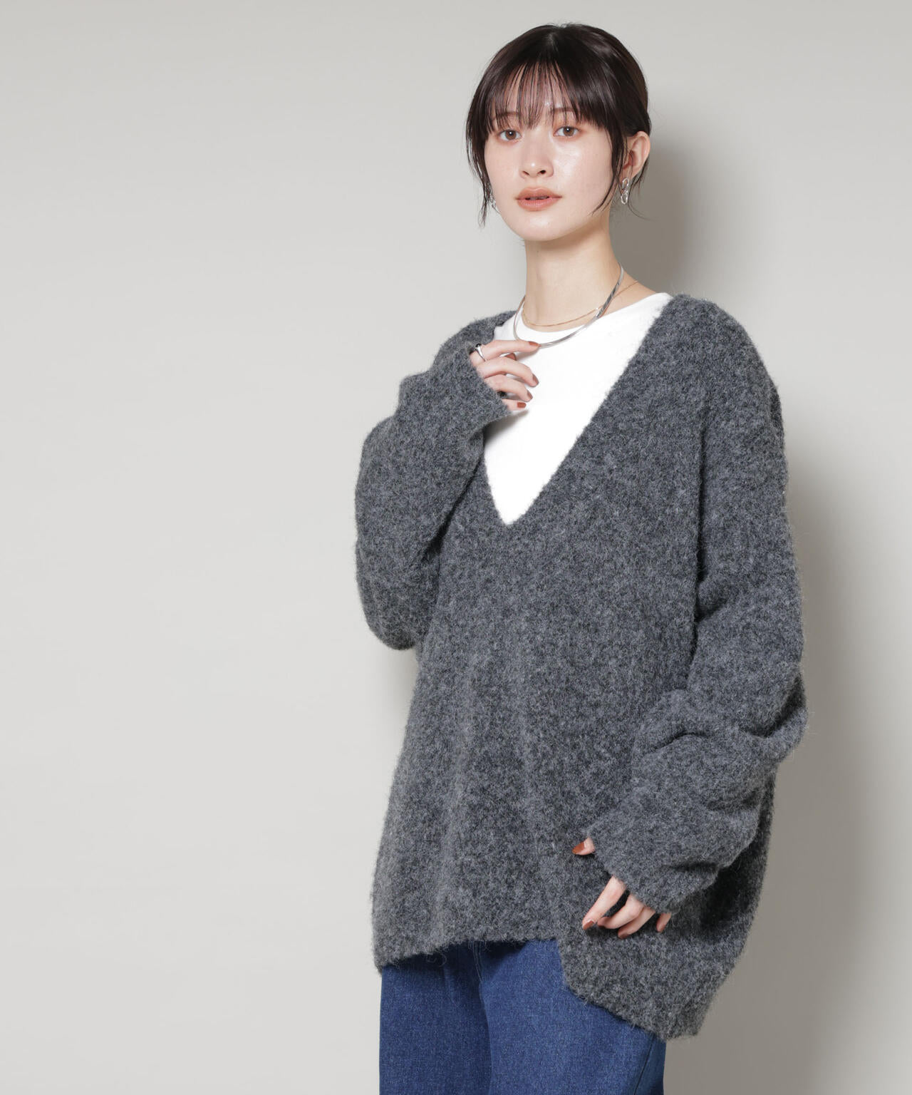 深Vネックオーバーニットプルオーバー 6735222351