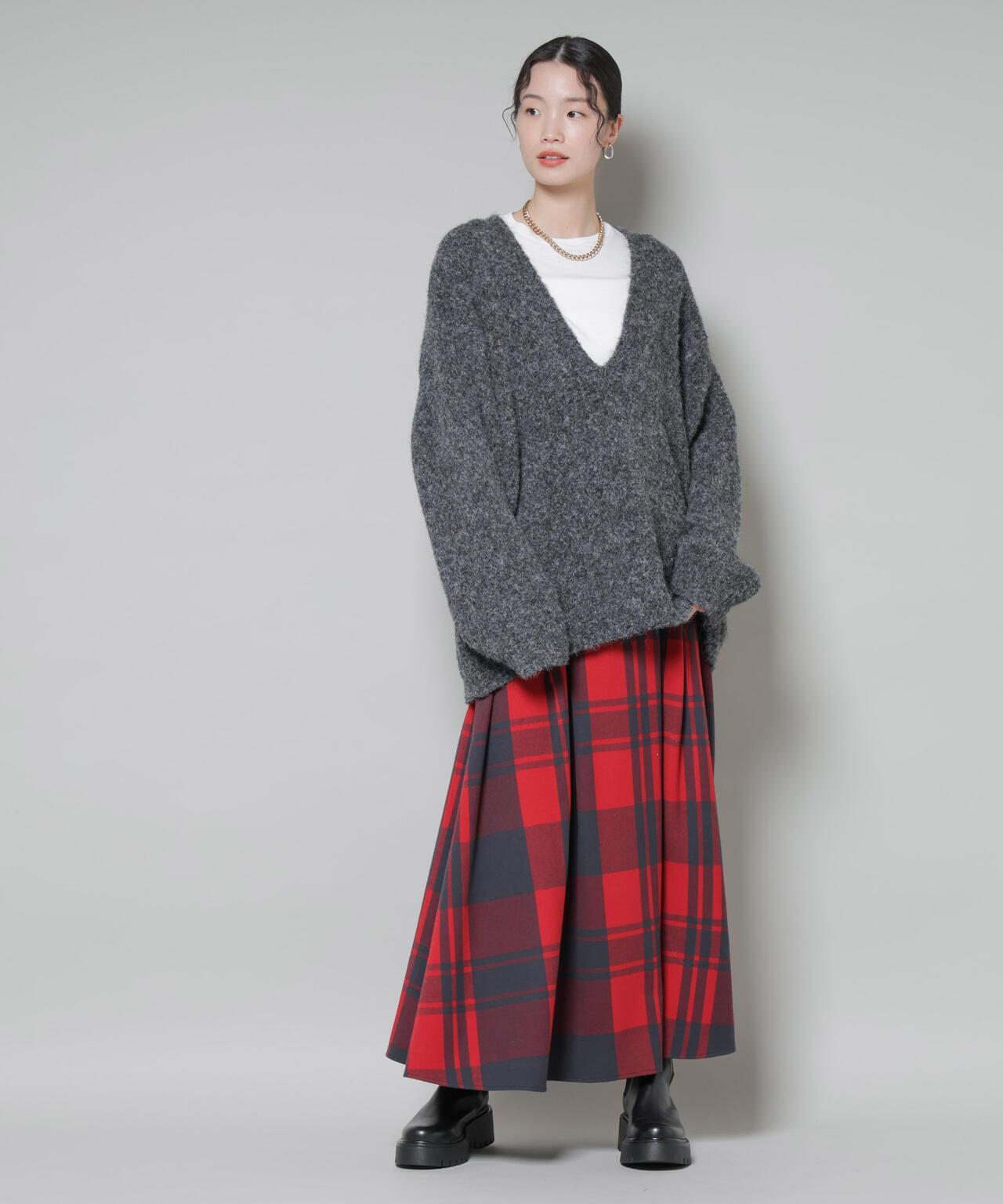 深Vネックオーバーニットプルオーバー 6735222351