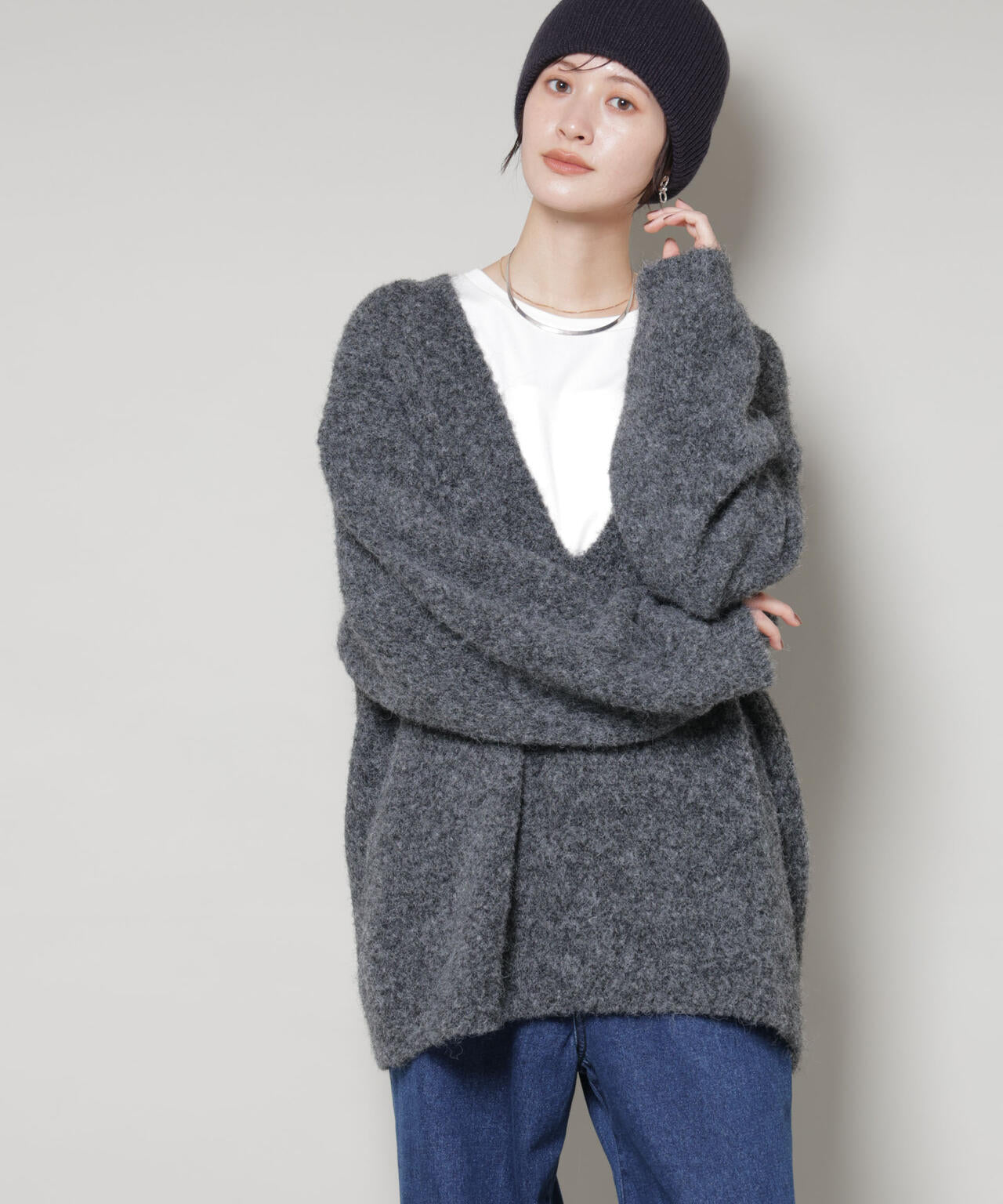 深Vネックオーバーニットプルオーバー