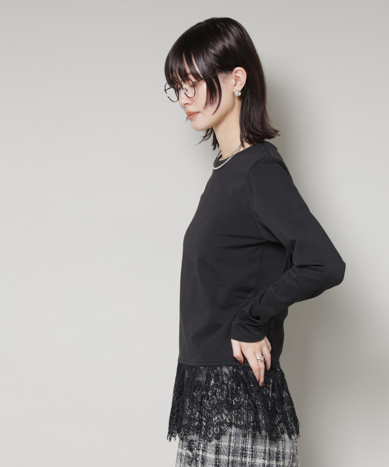裾レースドッキングロングTシャツ 6735223319