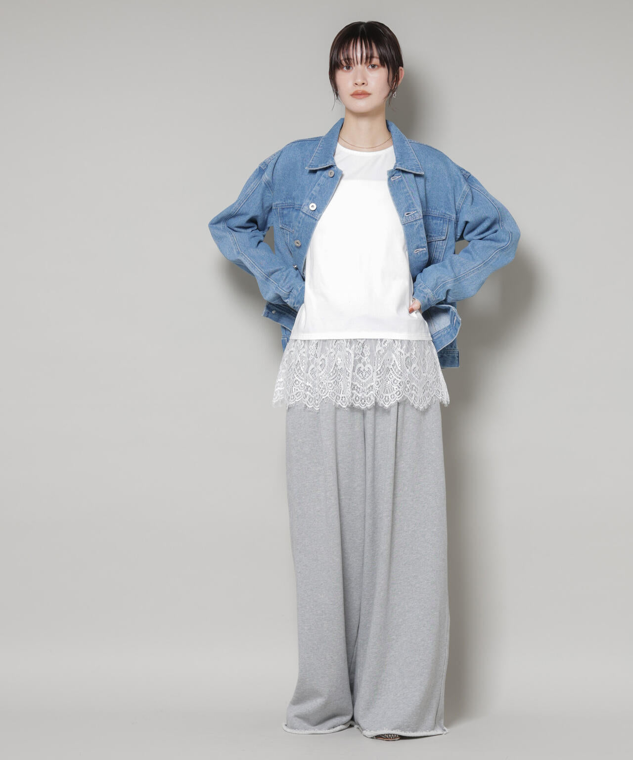 裾レースドッキングロングTシャツ 6735223319