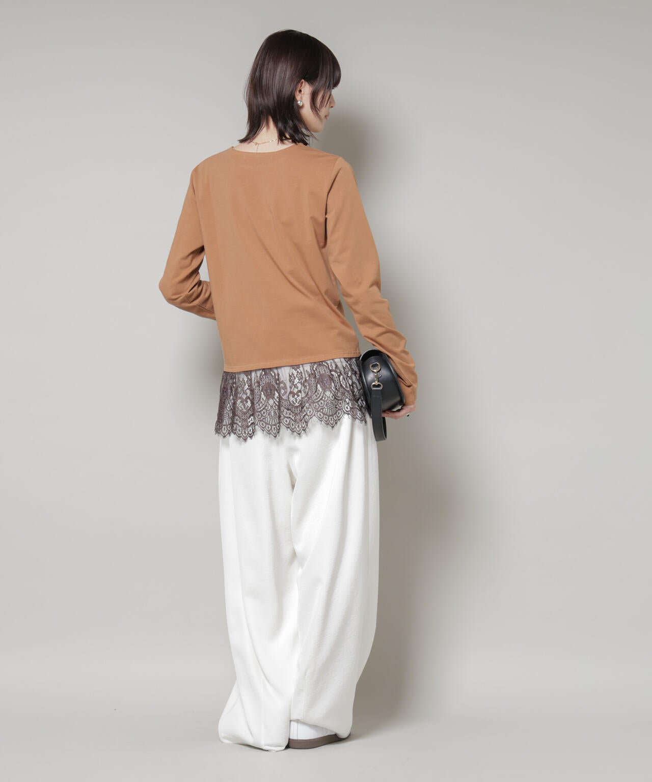 裾レースドッキングロングTシャツ 6735223319