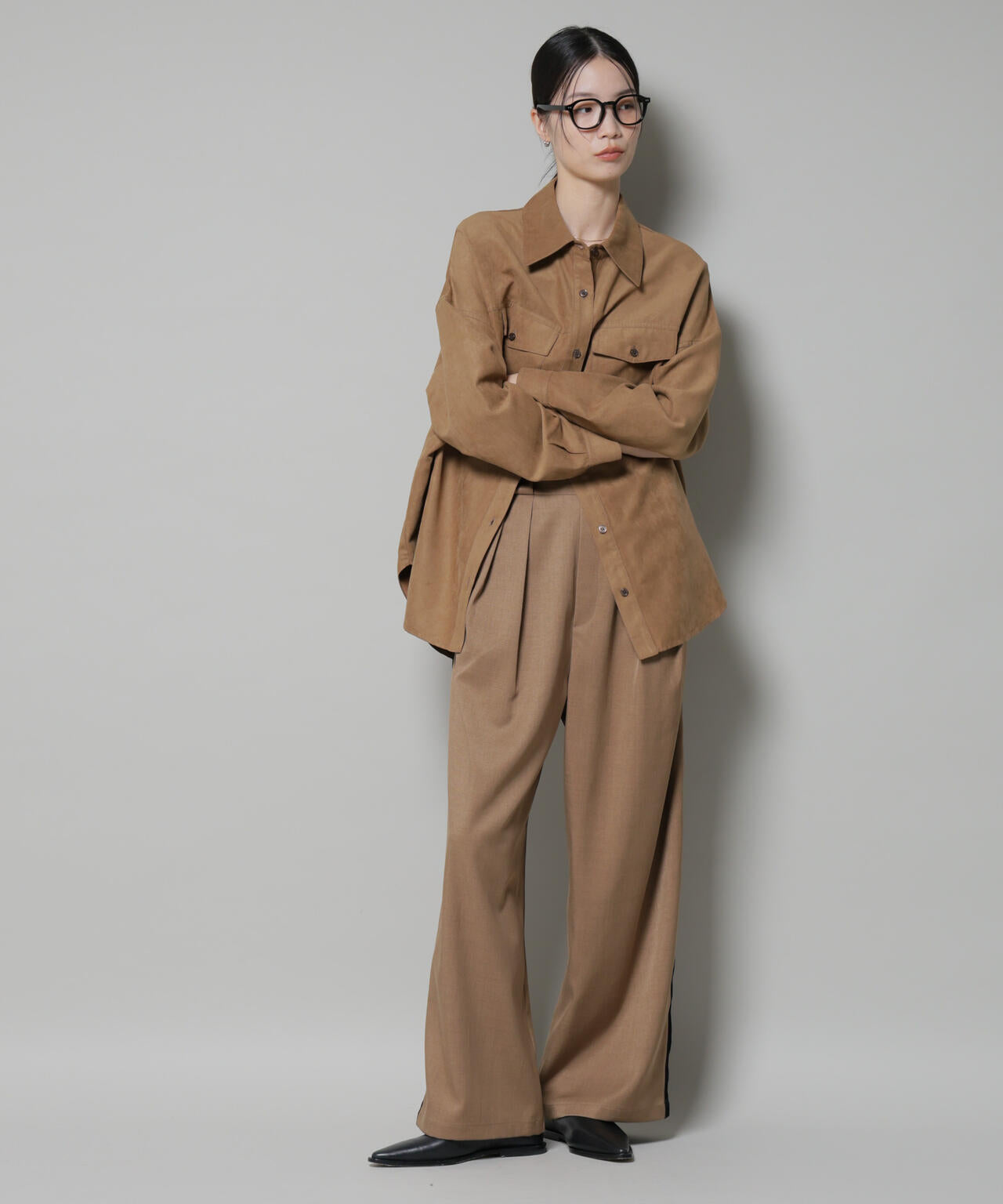 ベルベッド サイドライン パンツ