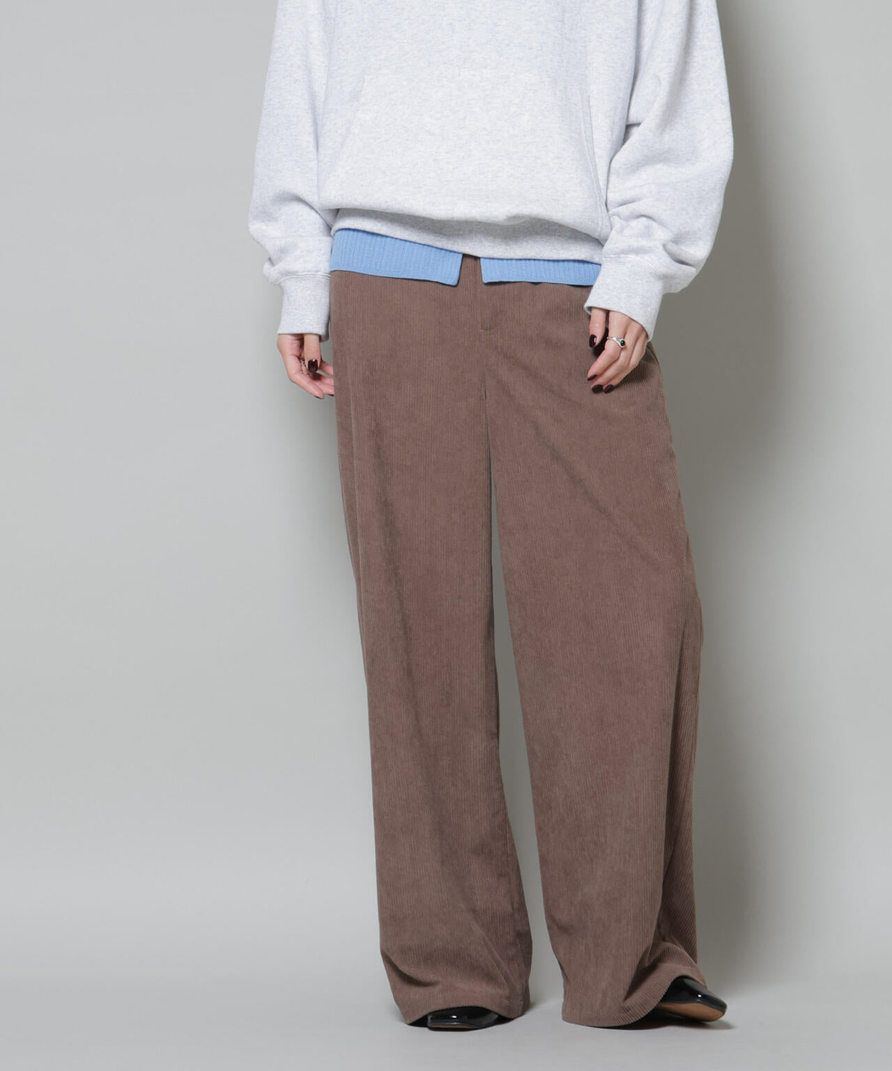ソフト コーデュロイ ストレートパンツ