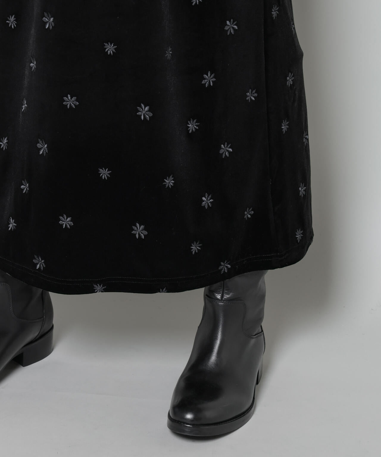 刺繍ベロアカットナロースカート(セットアップ可) 6735230320