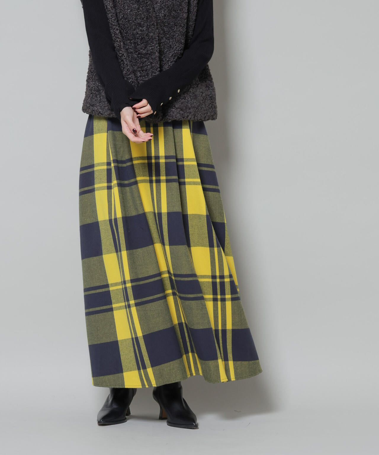 起毛 チェック タック フレアスカート