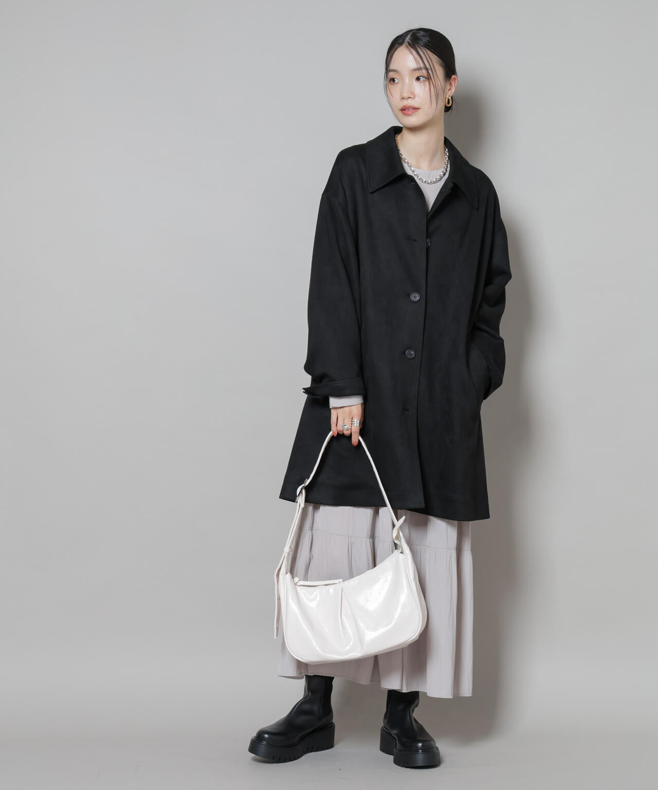 ベルト ディテール ラウンド ショルダーバッグ