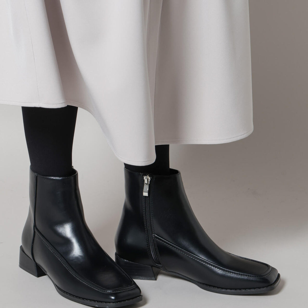 Nanostudio ブーツ26.5 ショート ヒール ブーツ