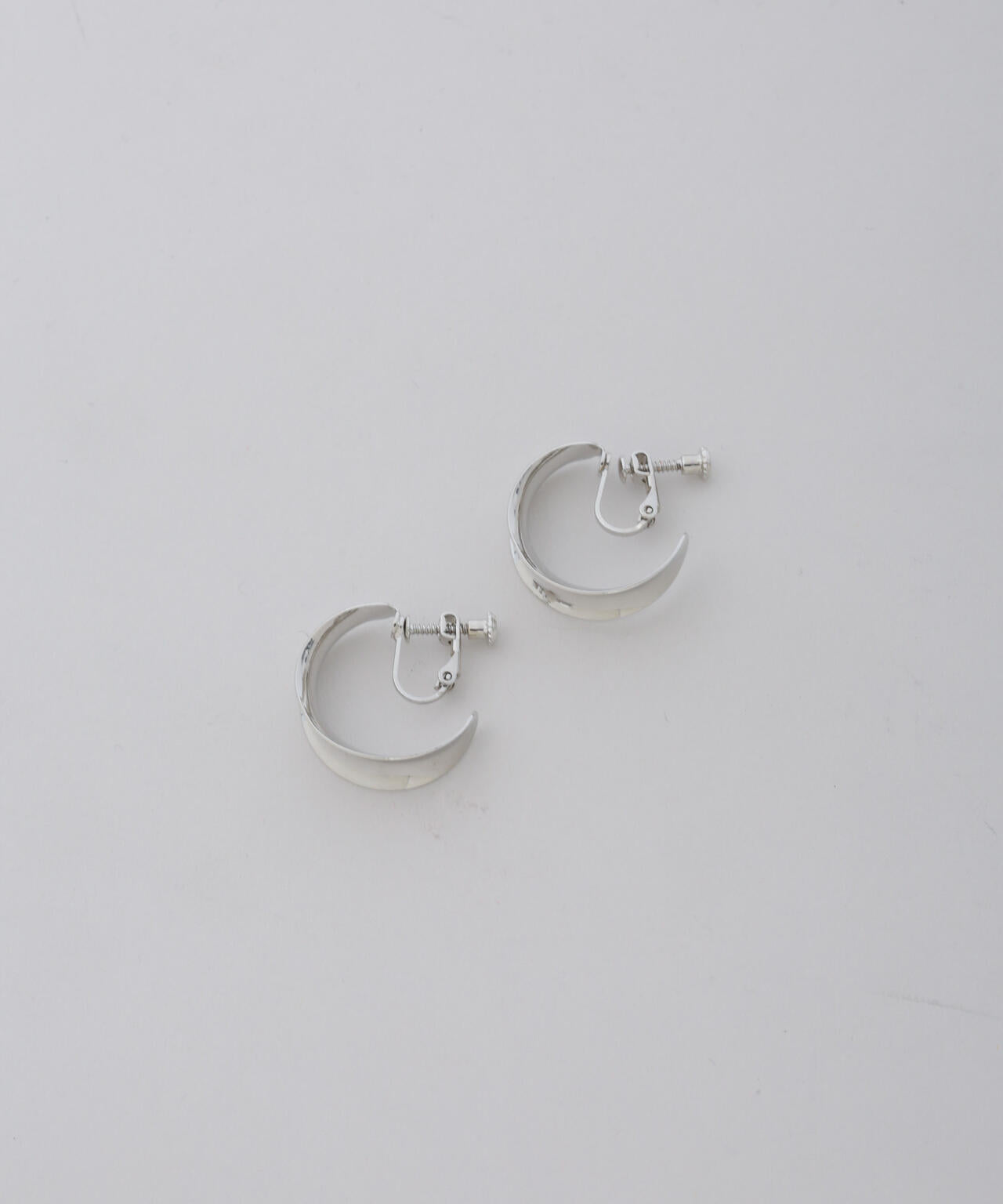 フープイヤリング 6735245300