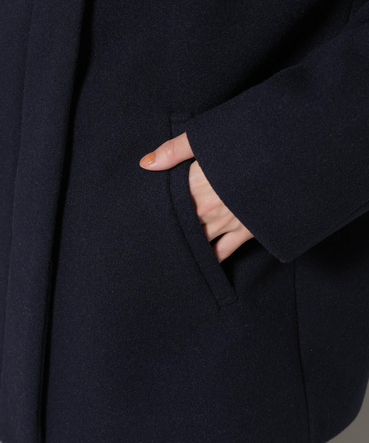 ノーカラーミドルコート 6736111302