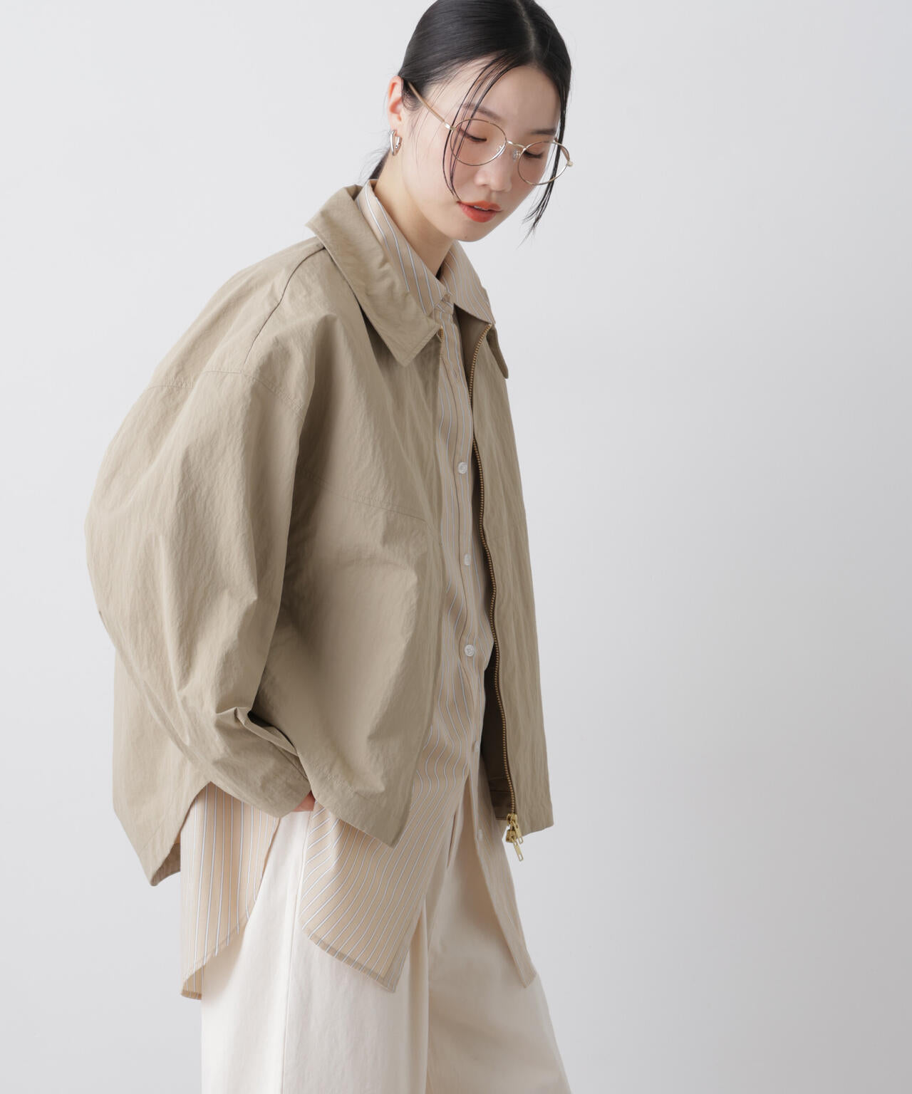 【美品】 ソージュ　コクーンジップブルゾン　Mサイズ 美品】 ソージュ コクーンジップブルゾン Mサイズ ☆軽くて上品