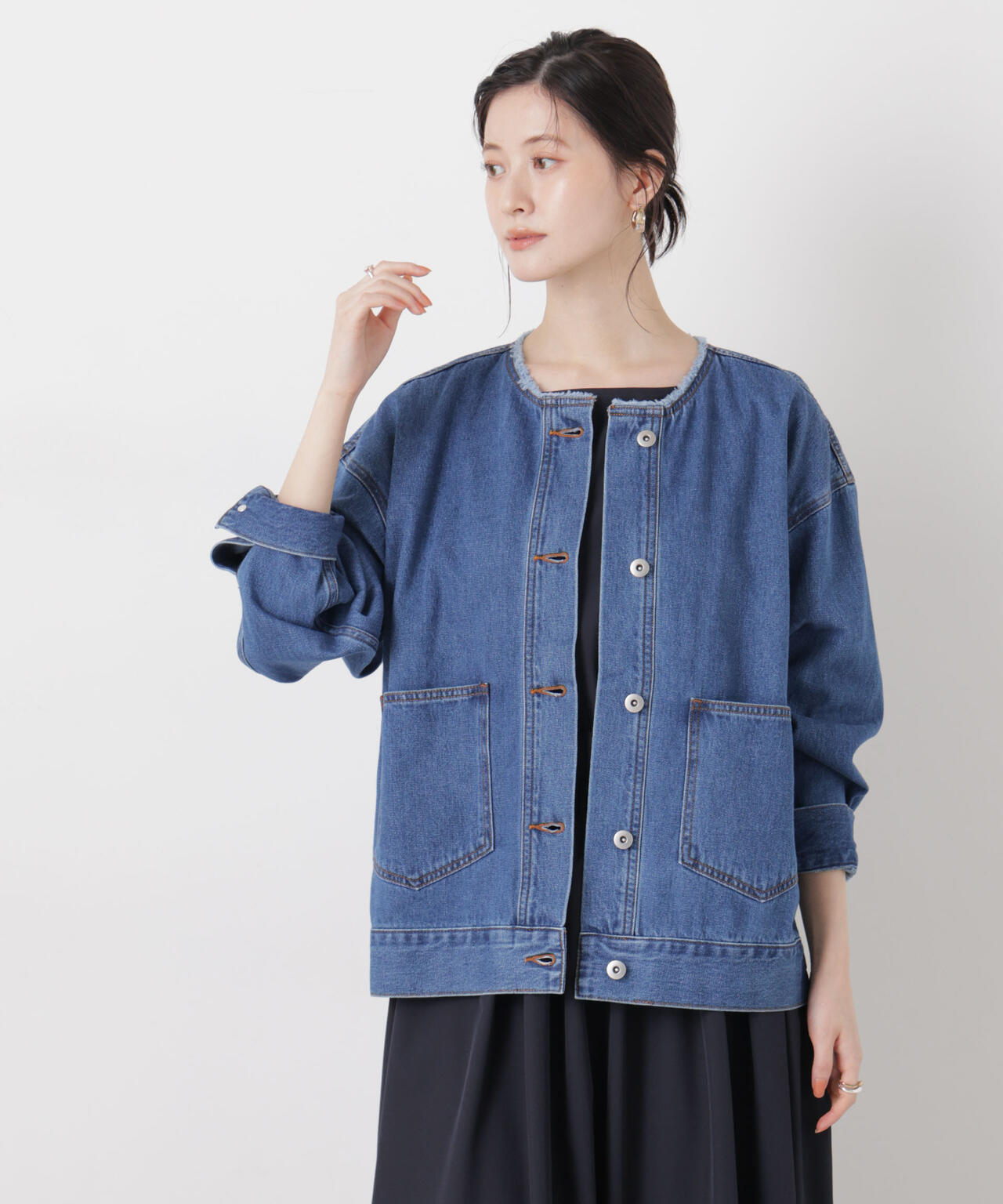 ノーカラーデニムジャケット