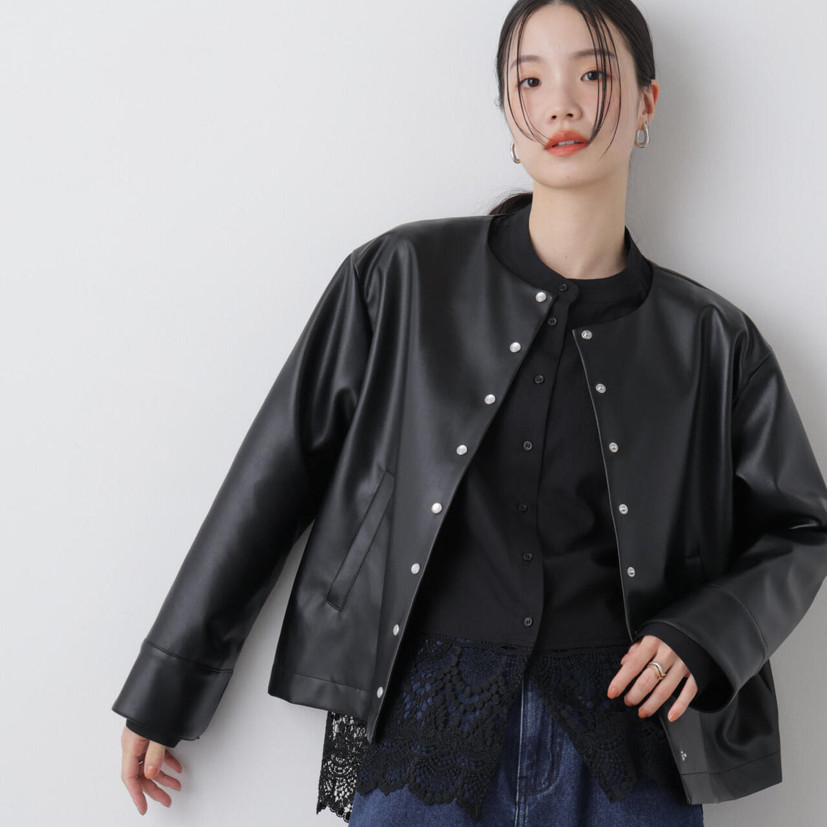 フェイクレザー パールドット ノーカラージャケット